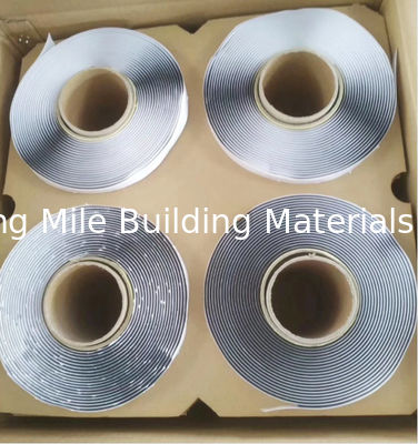 Tela de vedação de rachaduras de telhados Tela de vazamento de lâmpadas Tela de condução preta Tela de adesivo de butil duplo lado preto para telhados