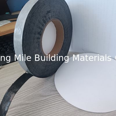 Tela de vedação de butilo Tela de janela de butilo auto-aderente resistente à água folha de alumínio de borracha de butilo China